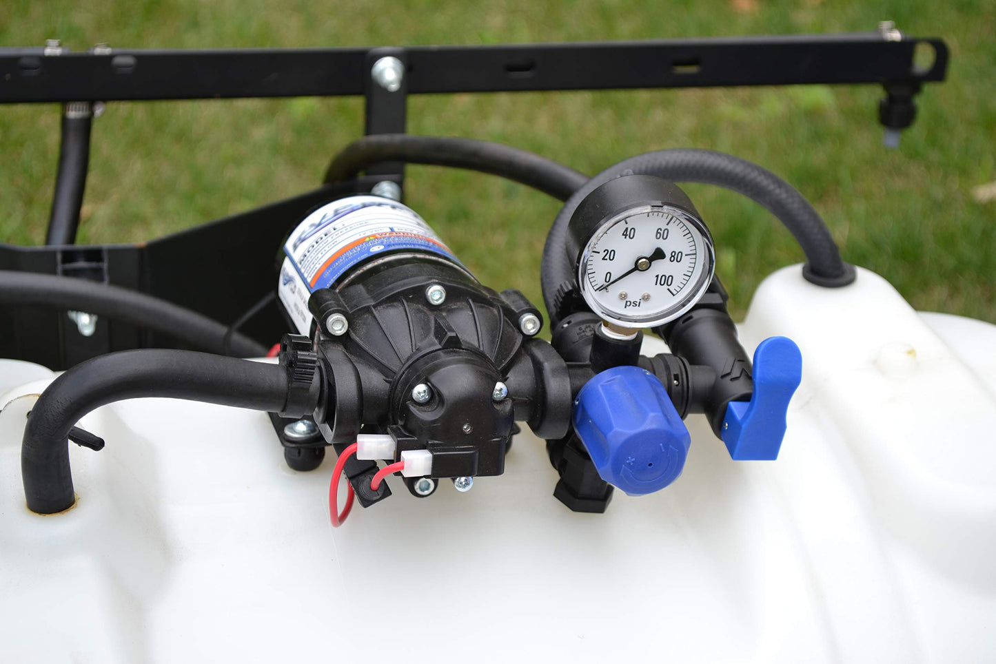 Valley Industries 34-140118-CSK Universal Broadcast Sprayer Pressure Regulator, Black