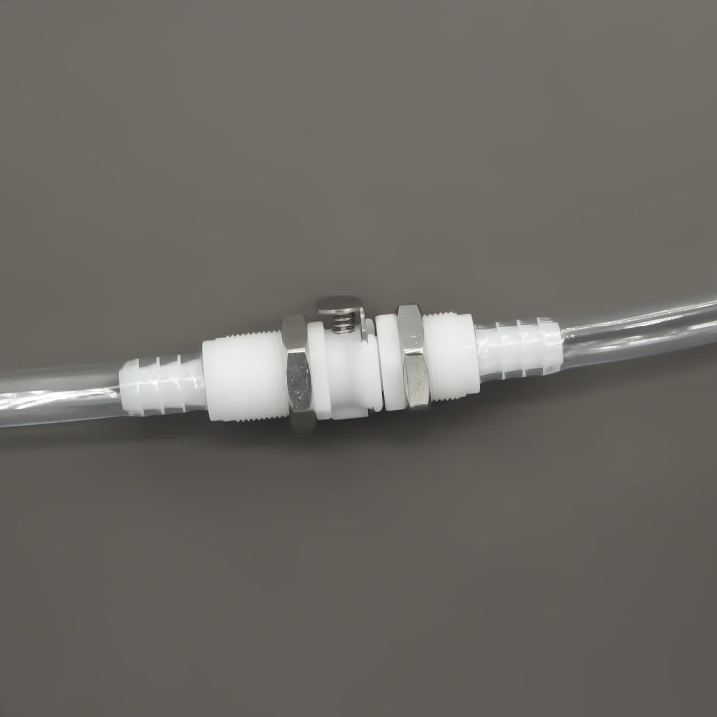 BBTUS 2PCS 1/4" 3/8" 5/16" Plastic Tube in-line Hose Quick Connector with Shut-Off valve, Panel Mounting Quick Release Coupling, Male Quick Connect Barbed Fittings (2x Male Connector)