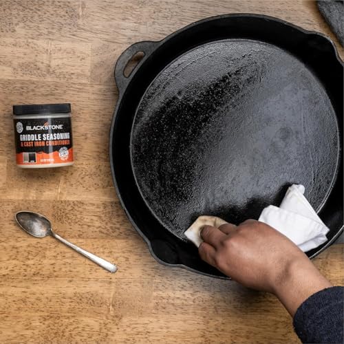 Blackstone Griddle Seasoning and Cast Iron Conditioner 1 Bottle of 2-In-1 Griddle Formula