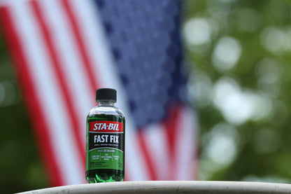 STA-BIL Fast Fix - Small Engine Treatment, Cleans Carburetors and Injectors, Fixes Rough Running Engines, Eliminates Water, Treats Up to 20 Gallons, 8oz (22304), Green
