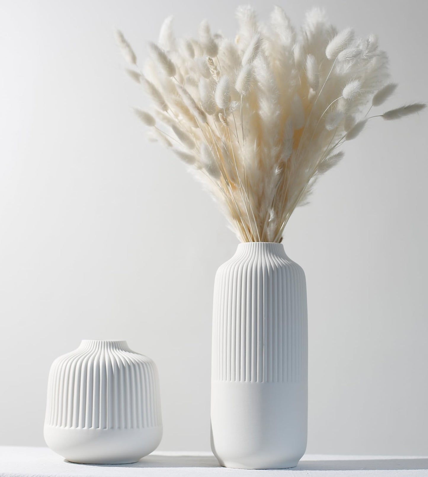 XMZXKJ White Vases Home Decor Centerpieces Modern Boho Ceramic Set of 2 for Flowers Pampas Grass Table Mantle Kitchen(Matt White)