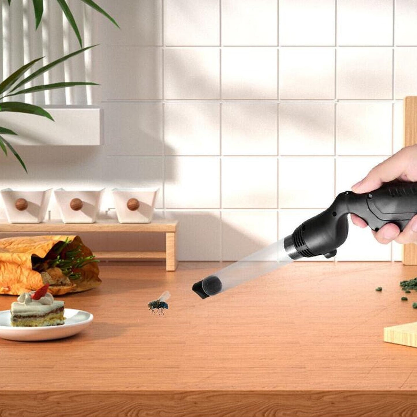 Handheld in Sect Catcher Vacuum, Battery Powered Spider Grabber Vacuum with LED Light, Long Handle, ‑0.4Kpa Strong Suction, for Cockroach, Moth, Wasps, Bees Catching