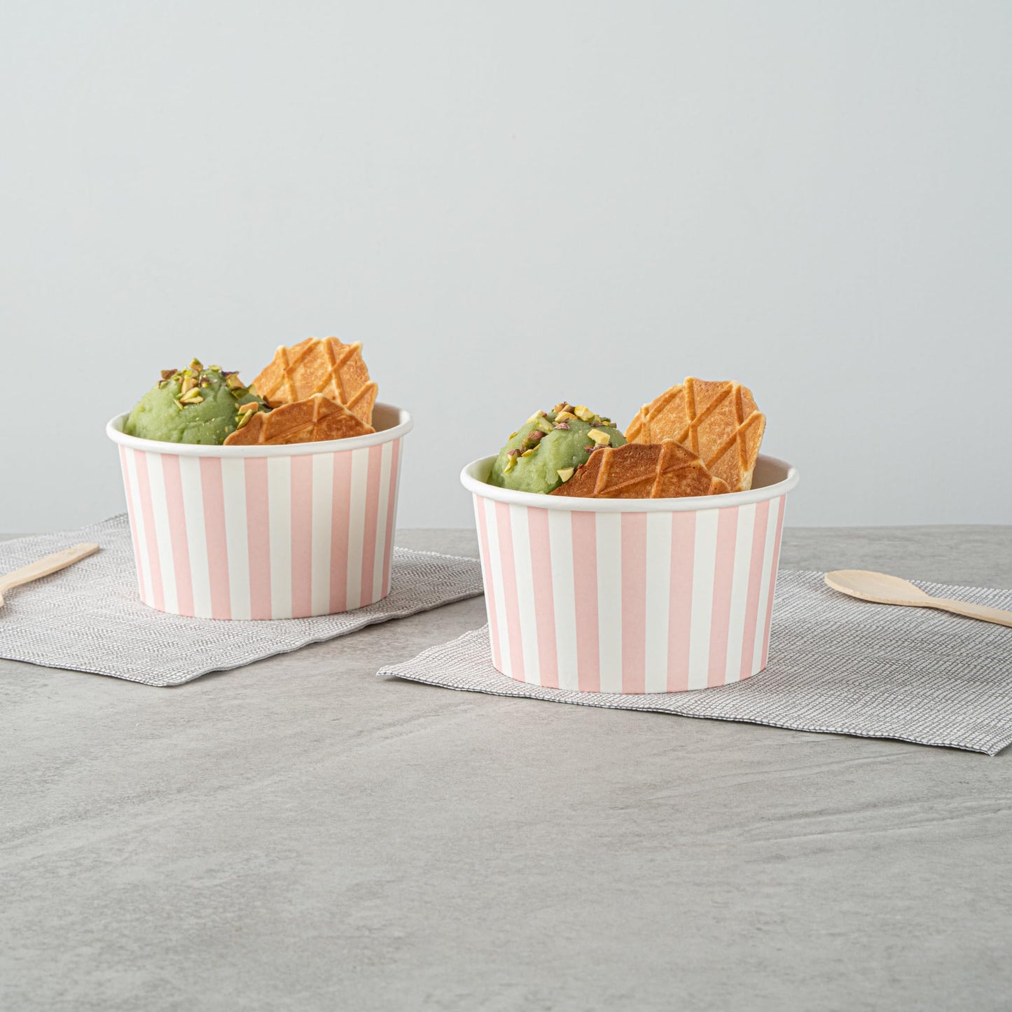 Coppetta 12-Ounce Dessert Cups, 50 Disposable Ice Cream Cups - Lids Sold Separately, Sturdy, Pink and White Paper FroYo Bowls, for Hot and Cold Foods, Perfect for Gelato Or Mousse - Restaurantware