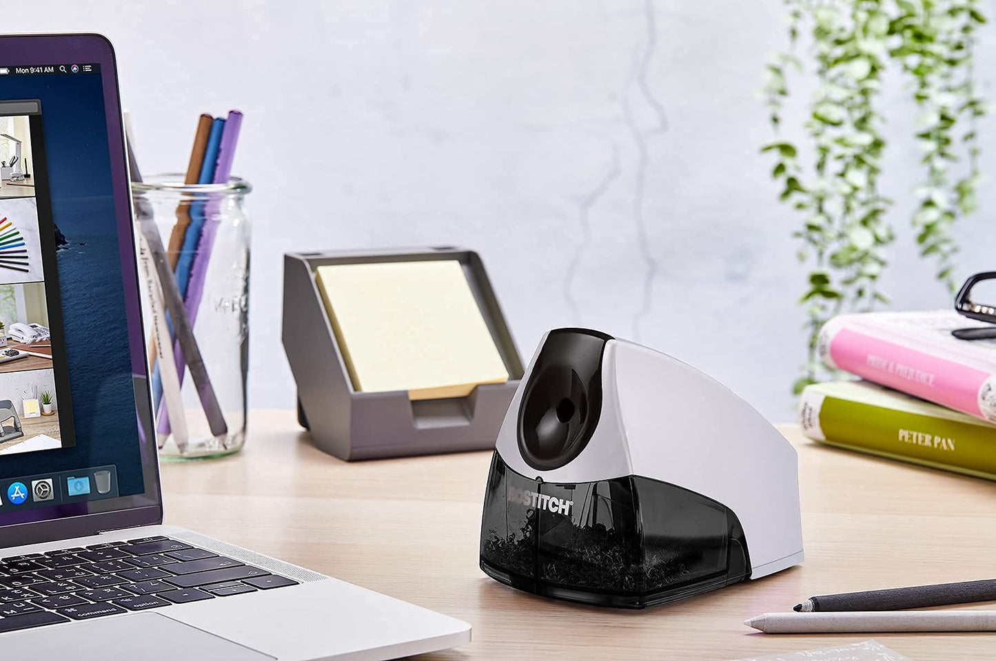 Bostitch Office Personal Electric Pencil Sharpener, Powerful Stall-Free Motor, High Capacity Shavings Tray, Black (EPS4-BLKSLV)