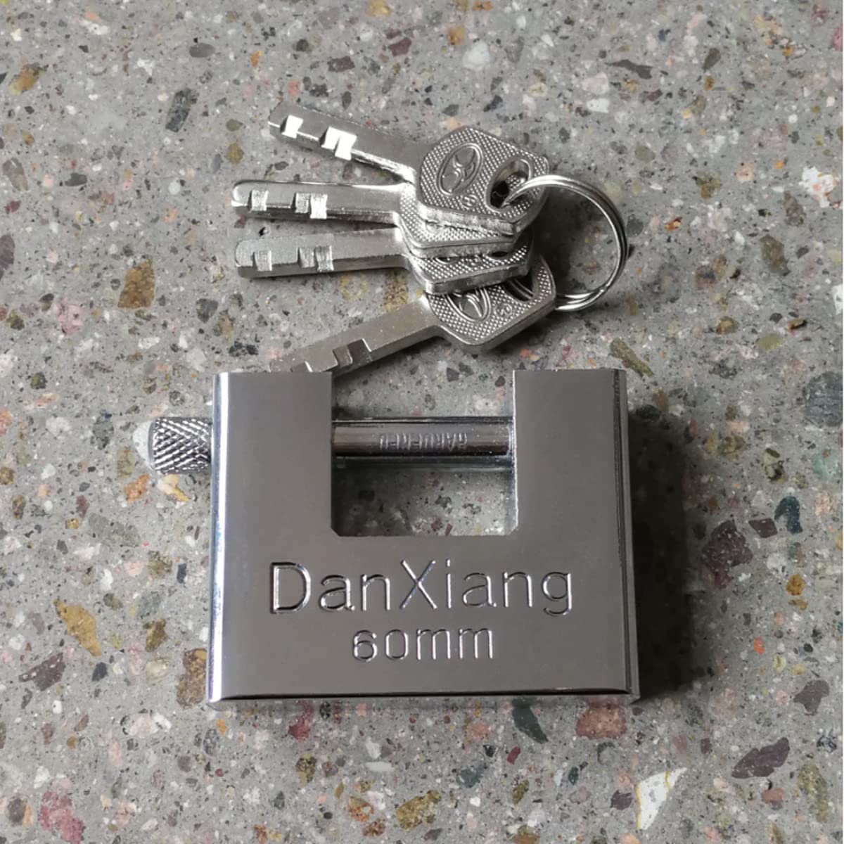 D-Shaped Heavy Duty Security Padlock with 3 Keys,Hardened Solid Steel Hardware Monoblock Lock,8mm Thick Shackle for Garages,Containers,Sheds, Lockers,Gates and Warehouse Protection Locks