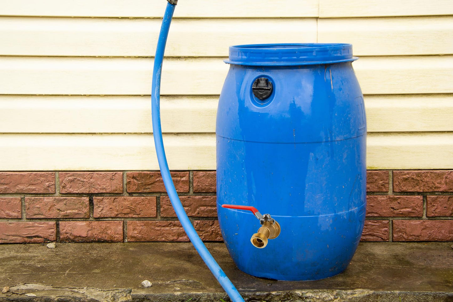 WHK Rain Barrel Spigot Kit - 1/4 Turn Brass Spigot with Long Handle for 5/55 Gallon Bucket or Rain Barrel Water Container