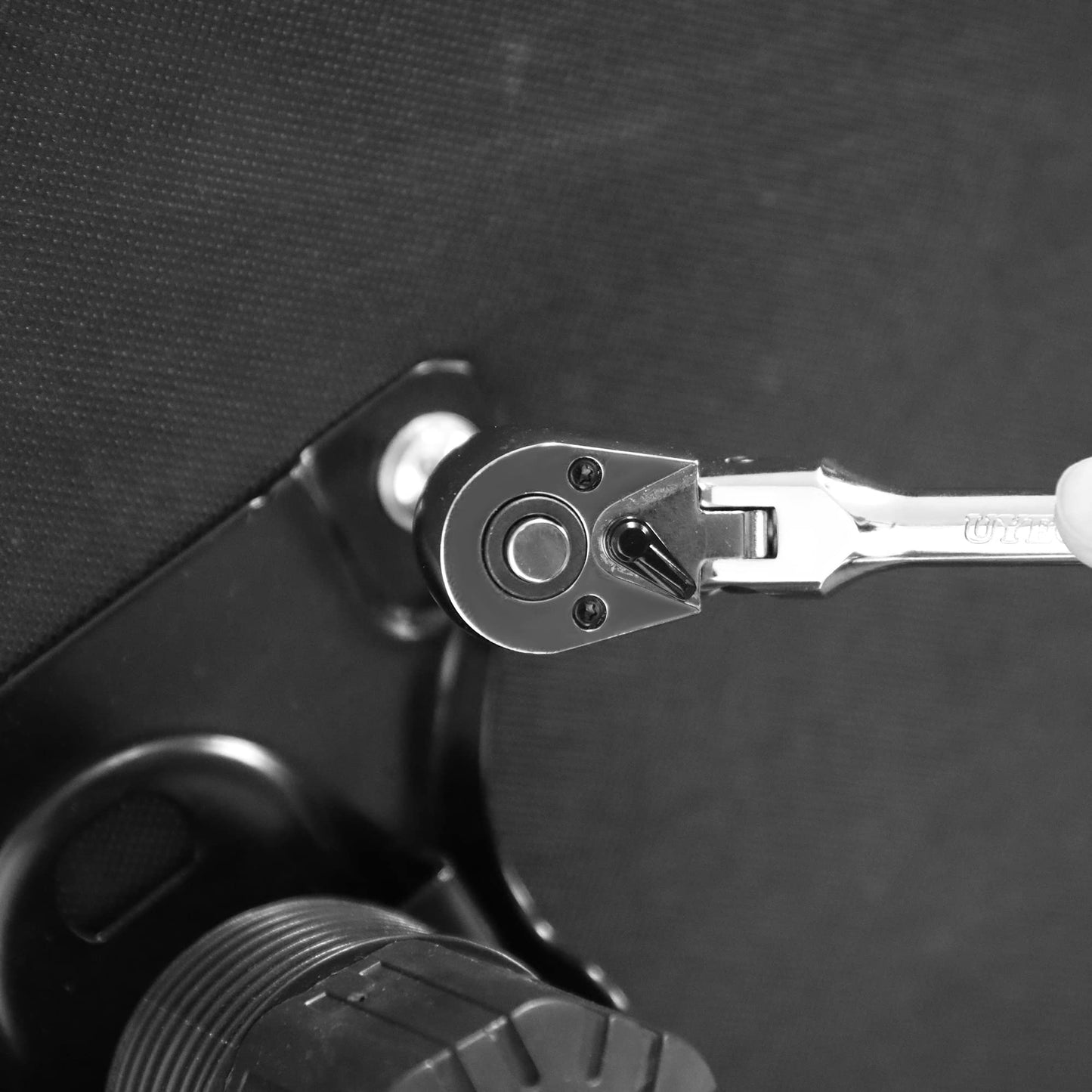 UYECOVE 3/8 Inch Drive Stubby Flex Head Ratchet Wrench, Small Socket Wrench, 72 Tooth Quick Release Cr-Mo Swivel Head Ratchet-4.9"/125mm