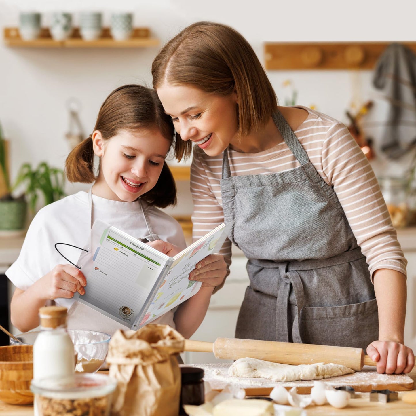 WEMATE Recipe Book to Write in Your Own Recipes, Blank Recipe Book 8.5x11 Inches, 8 Ring Recipe Binder with Plastic Frosted Cover, 8 Dividers and 272 Recipe Pages, Personal Family Cookbook as Gift