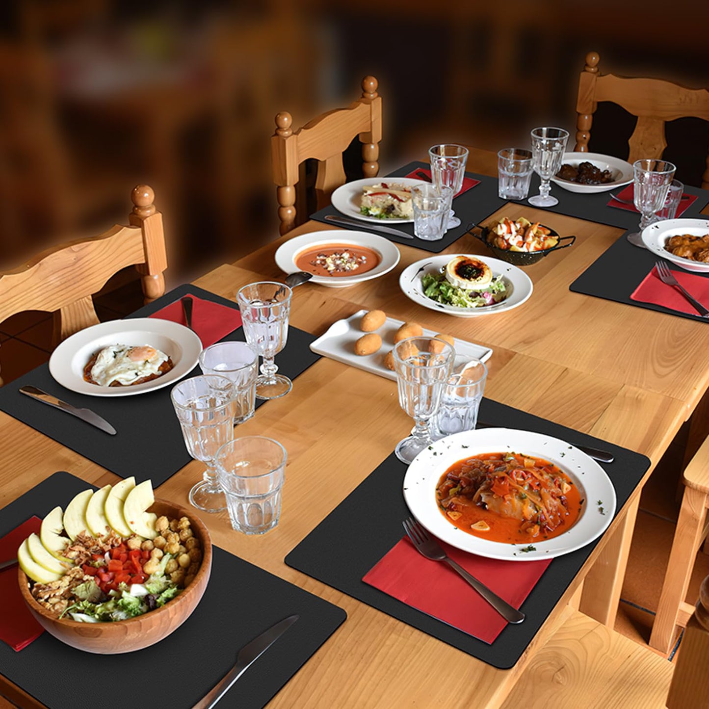 BARTHKIT Placemats Set of 6, Heat Resistant Luxury Leather Placemats Double Layer, Waterproof Table Mats Easy to Clean for Dining Room Kitchen Coffee Office Table, Black