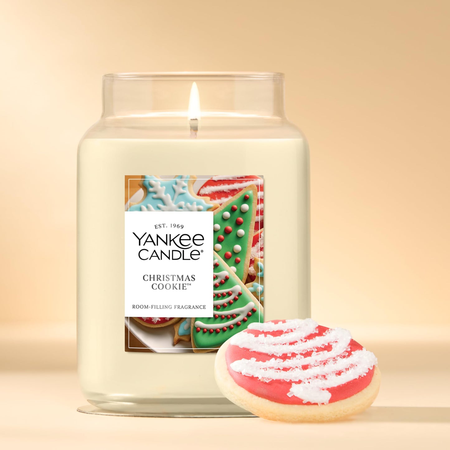 Yankee Candle Large Jar Scented Candle with up to 150 Hour Burn Time, Premium Plant Wax Blend for Cleaner Consistent Burn and Room Filling Fragrance, 22 oz, Christmas Cookie