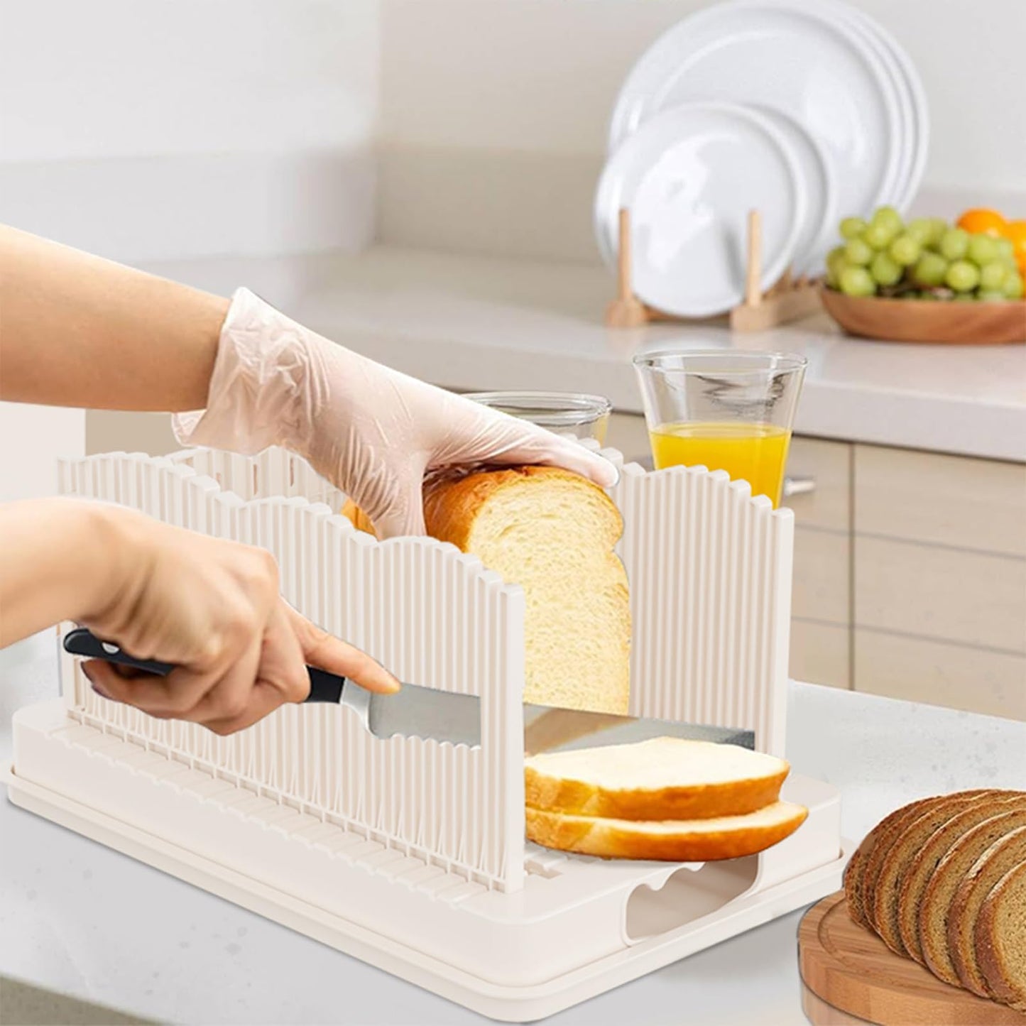 Qeedee Sourdough Bread Slicer for Homemade Bread, Foldable and Adjustable Cutting Guide with Crumb Tray, 3 Slice Sizes for Homemade Bagels, Buns, Cakes, White