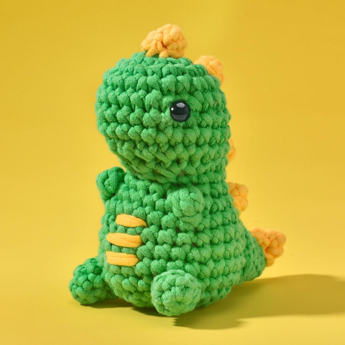 Crochet Kit for Beginners, Crochet Starter Kits for Adults Amigurumi Craft Knitting Crochet Kits with Step-by-Step Video Tutorials, Beginner Friendly Yarn-Dinosaur-Chick-Bee