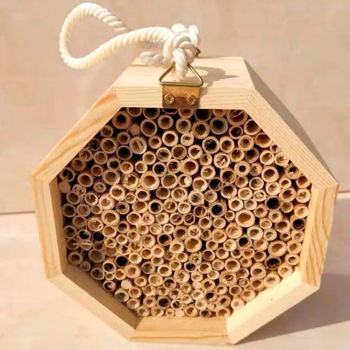 Wooden Bee House, Outdoor Hanging Shelter Bird House Butterfly Ladybirds Hotel Built Bee Box Carpenter