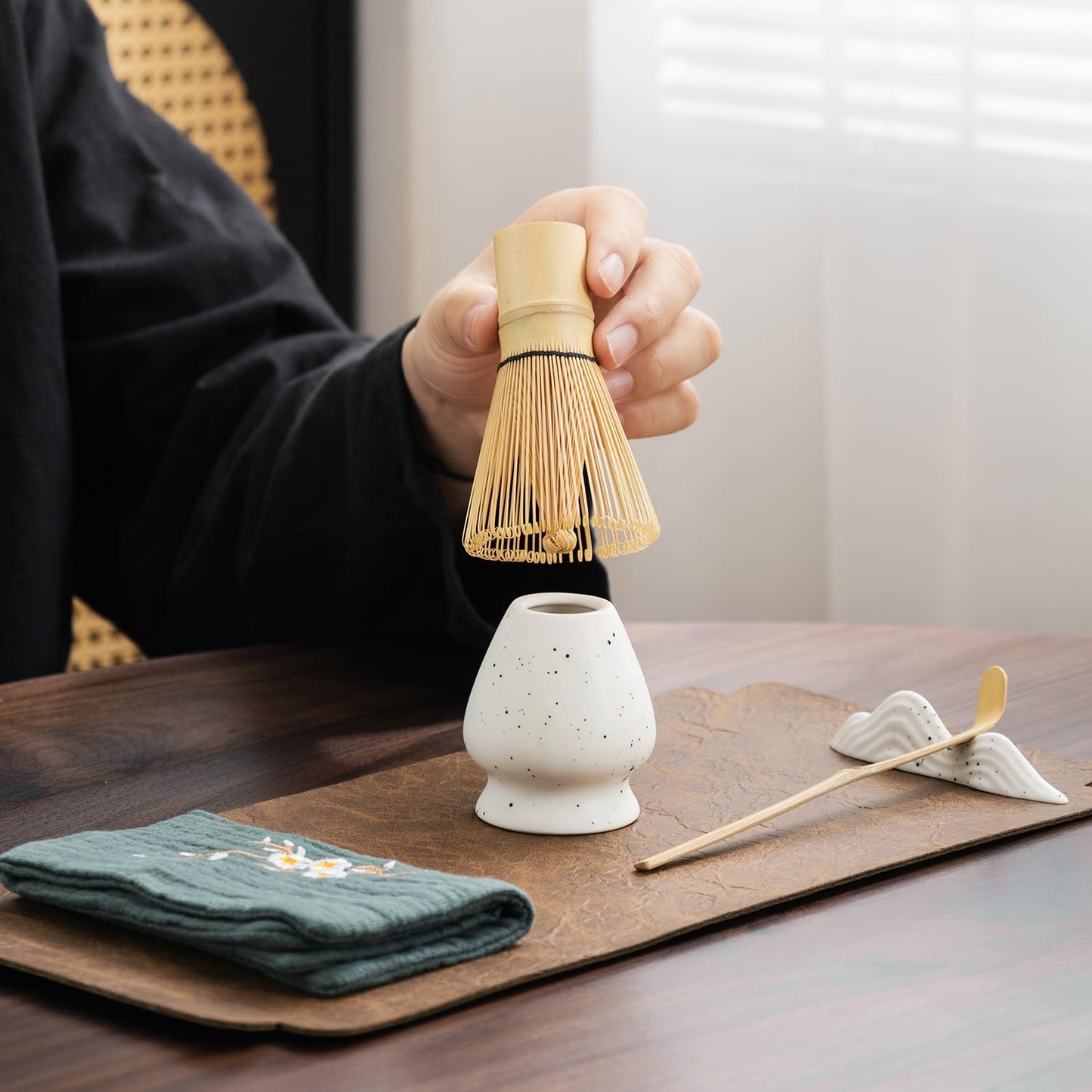7Pcs Japanese Matcha Tea Set - Matcha Bowl, Whisk, Holder, Strainer - Elegant Gift Set