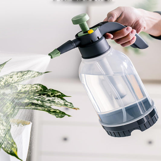 2L Plant Spray Bottle Pump Sprayer Plant Watering Can Hand-Held Misting Spray Bottle with Adjustable Nozzle (Green+Grey)