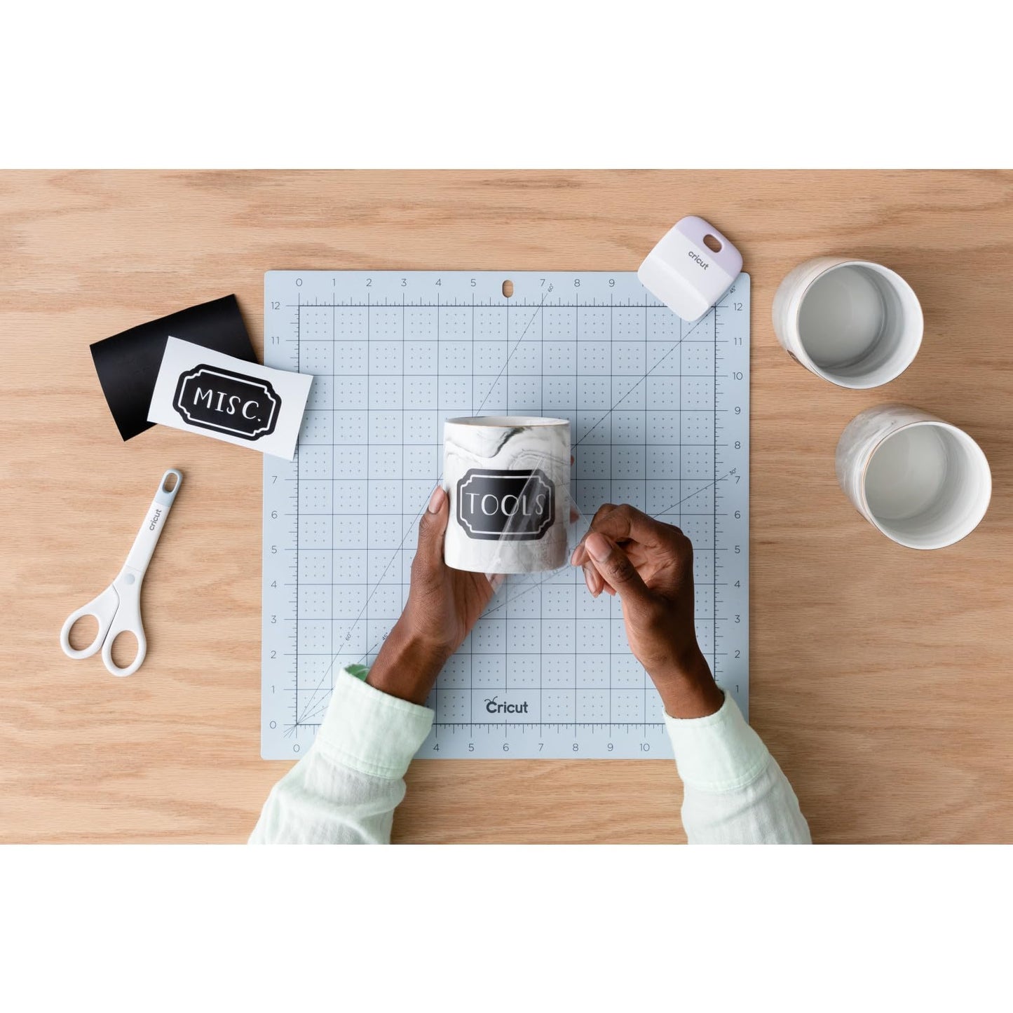Cricut Transfer Tape - 1ft x 21ft - Easy Transfer Adhesive Sheet for Vinyl Projects - Compatible with Most Vinyl Types - Clear