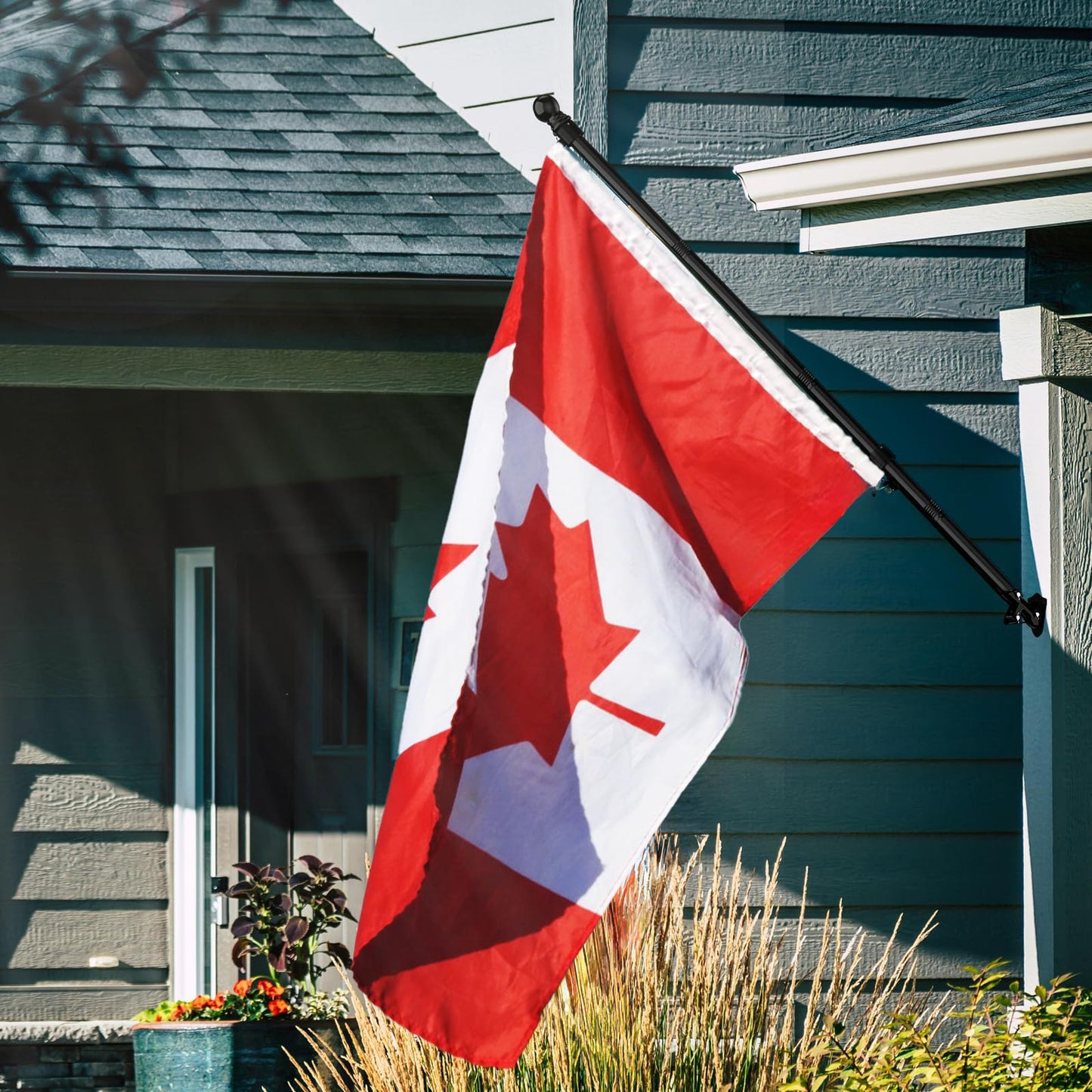 Flag Pole - Tangle Free Flagpole with Upgraded Bracket, 6 FT Stainless Steel Flag Poles for Outside House, Residential or Commerical - Flag Pole Kit for Proud Canadian Flag (Without Flag, Black)