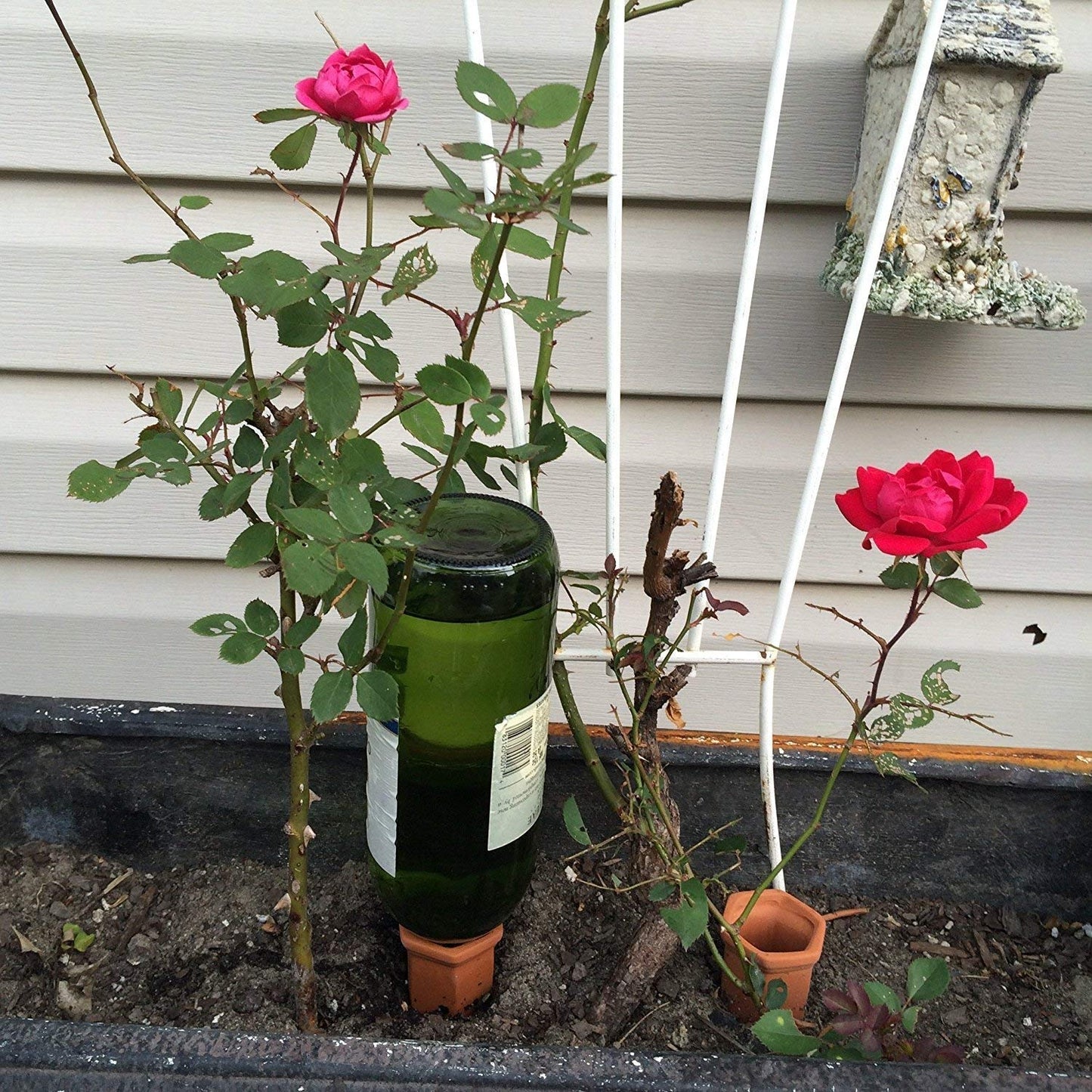 6PCS Plant Self Watering Spikes Wine Bottle Stake Automatic Terracotta Watering Stakes for Vacation Plant Watering Device Self Irrigation Watering System for Indoor & Outdoor Plants