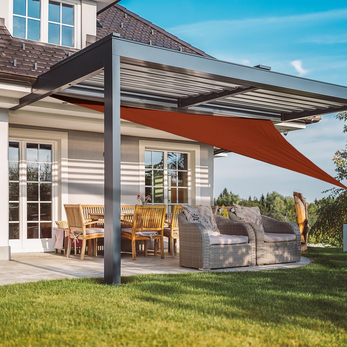 Sun Shade Sail, 12'x12'x12' 95% Sunscreen Anti UV Water Resistance Oxford Cloth Triangle Sun Shade Sail, Awning Shade for Outdoor Patio, Garden, Backyard, Lawn Pool Party Coffee House (Rust Red)