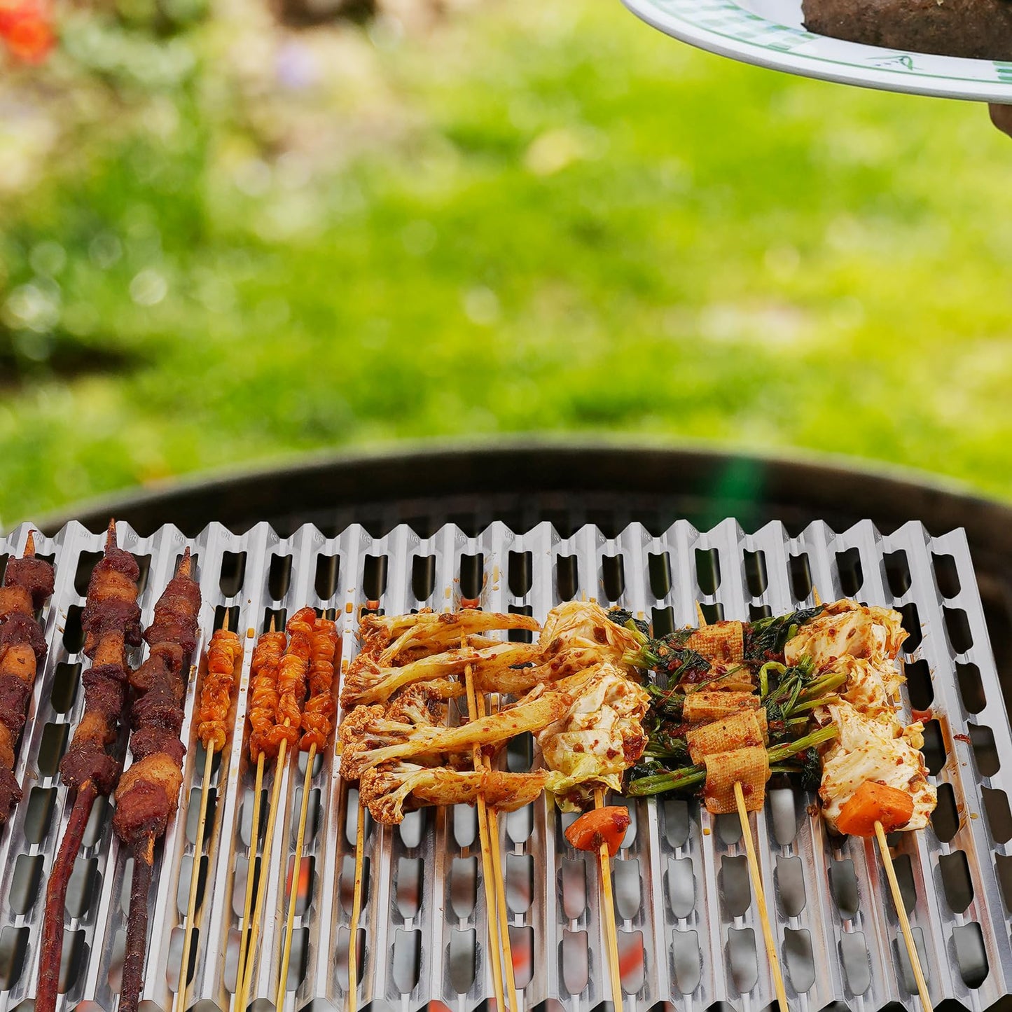 Roponan Disposable Aluminum Grill Liners, 20 Pack, 12" x 20" Rollable Grill Sheets for Grill Grates of Outdoor Charcoal BBQ