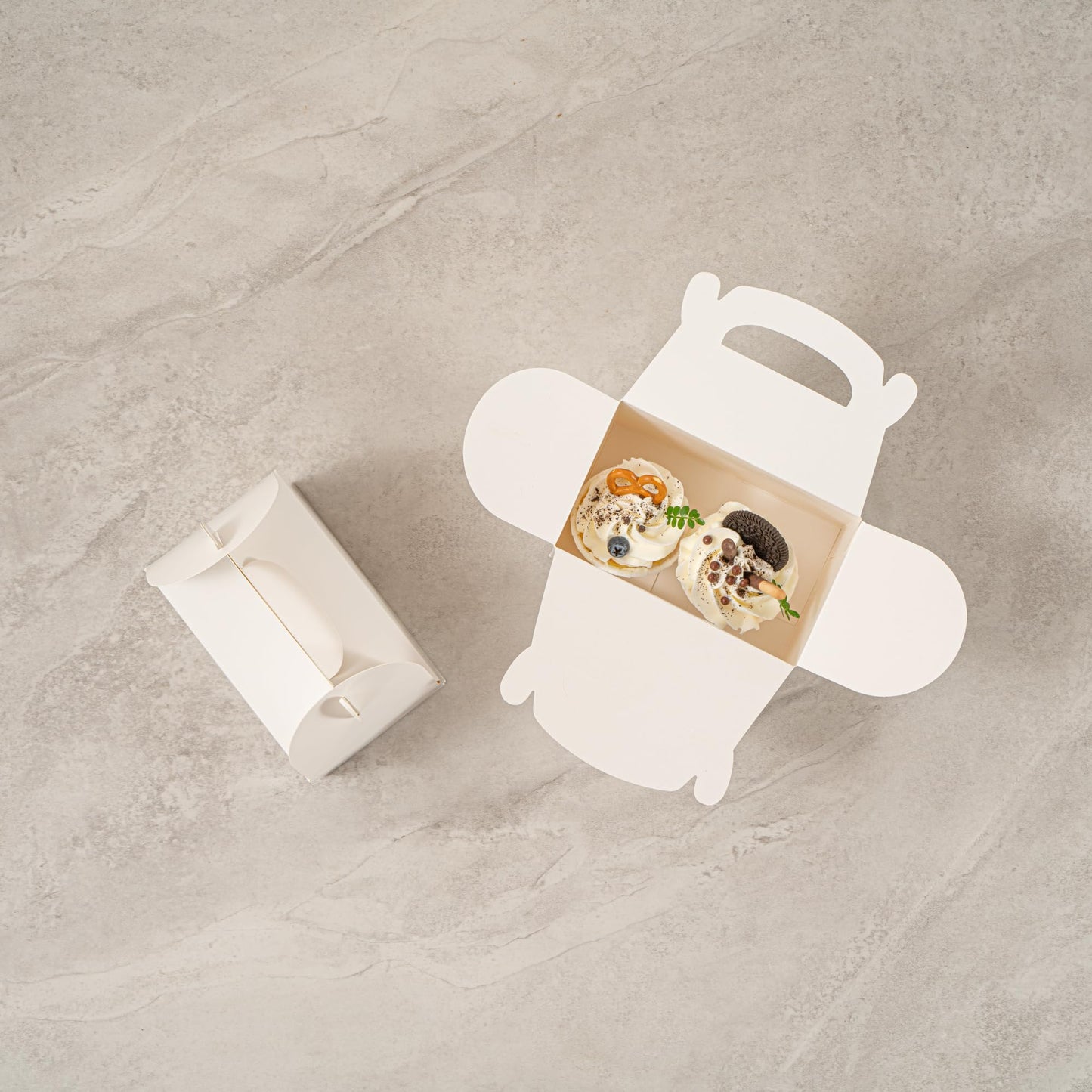 Restaurantware Gable Gift Boxes Pack of 100 Greaseproof Paper Treat Boxes 6 x 3.5 x 3.5 Inches With Window, Disposable Design White Containers for Weddings or Birthdays