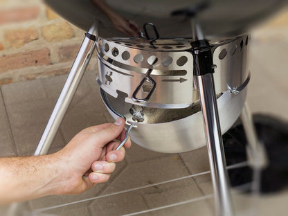 Weber 7444 22-1/2-Inch One-Touch Cleaning System Kit for Grills