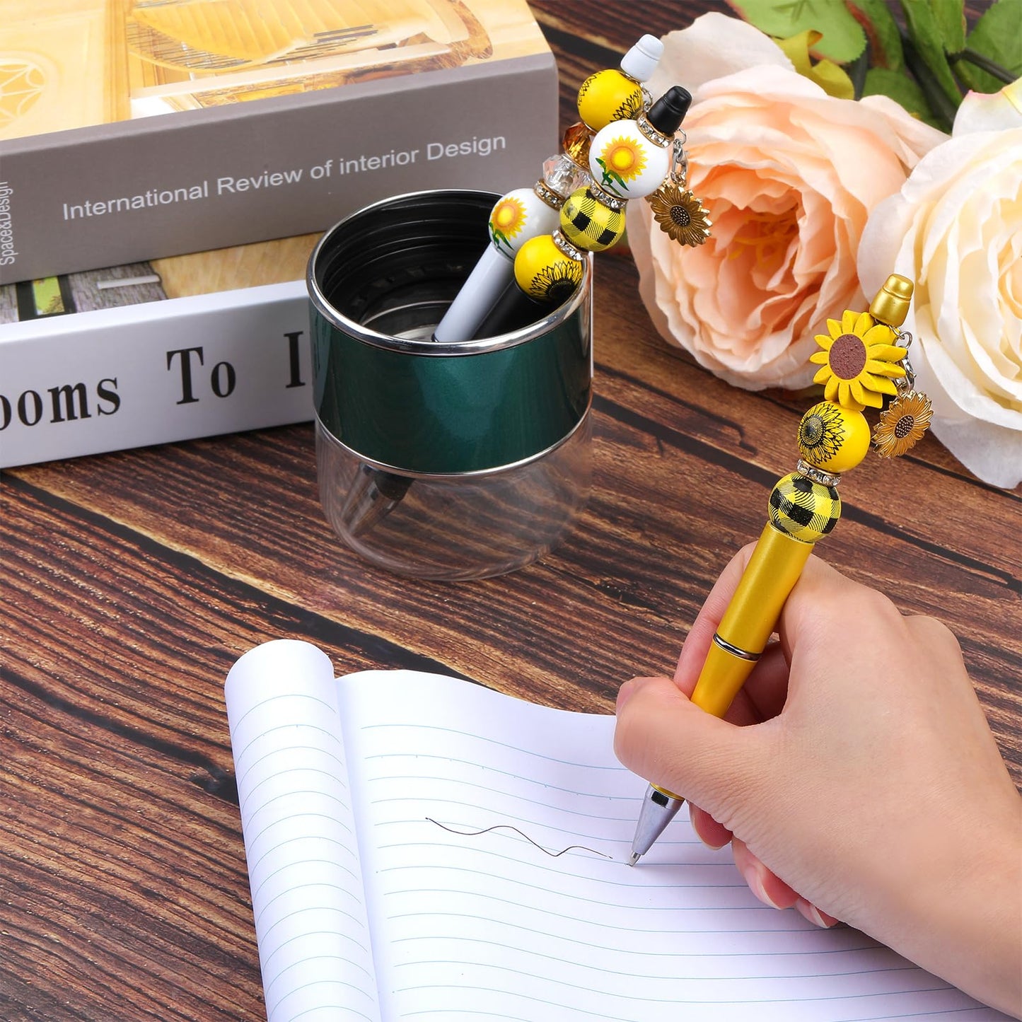 WEWAYSMILE 18pcs Beadable Pens DIY Ballpoint Pens Assorted Bead Pen Kits Plastic Beadable Pens Bulk with Beads for Women Gifts School Office Supplies（Sunflower）