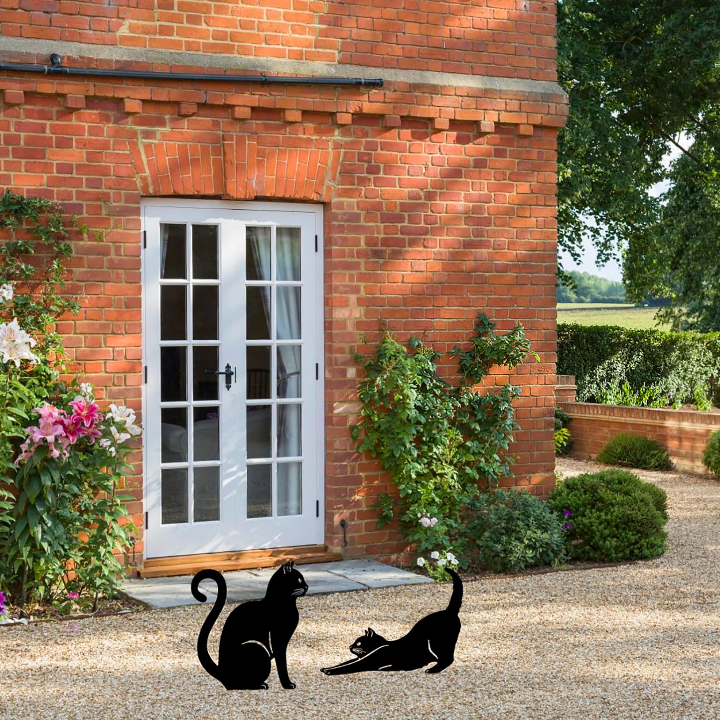 2Pcs Metal Garden Statues HADEEONG Decorative Garden Stakes Black Ornaments Cat Dog Lover Gifts for Lawn Ornaments Yard Patio Outdoor Decorations (Black Cats)