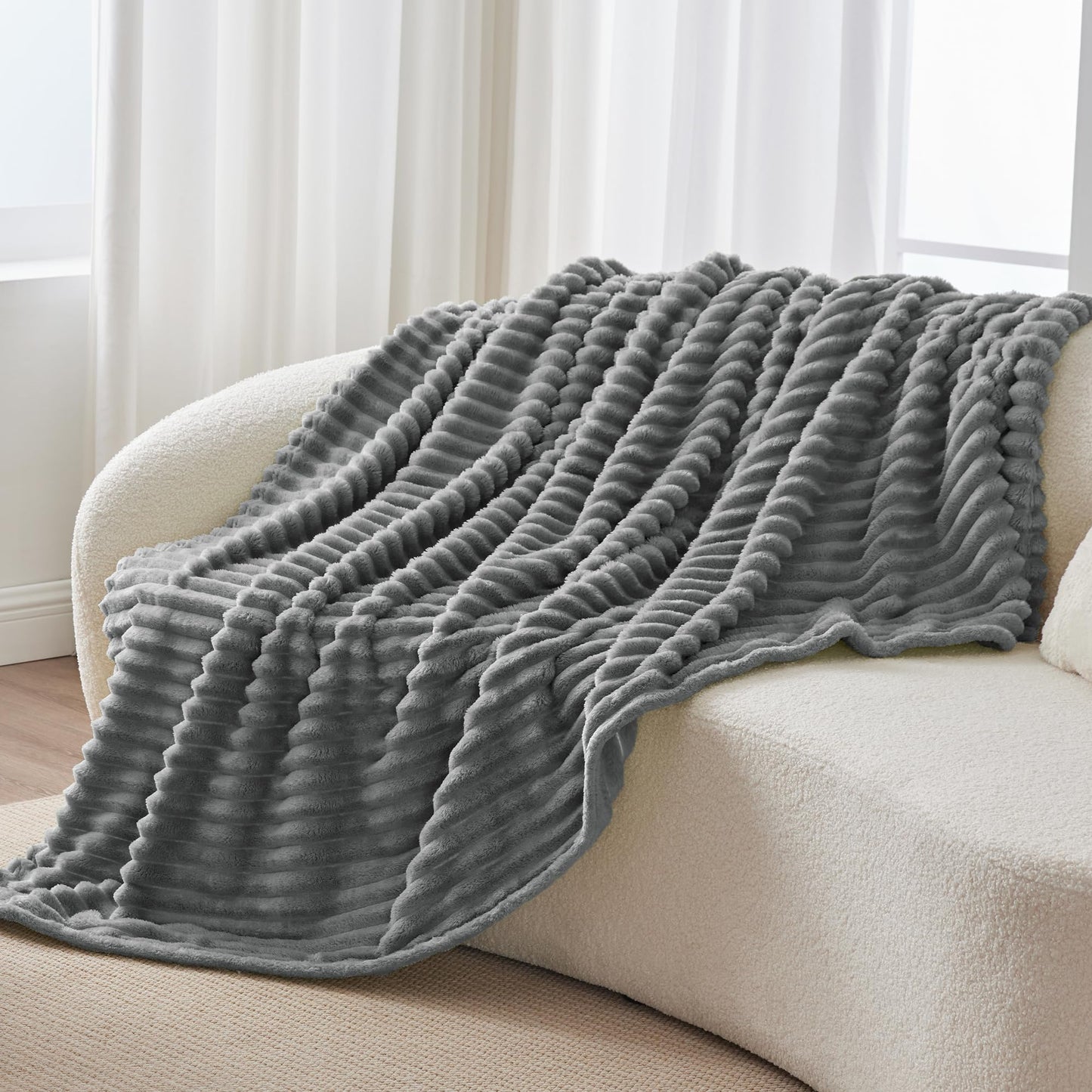 BEDELITE Fuzzy Throw Blanket for Couch - Grey Fluffy Cozy Soft Plush Warm Fleece Blankets for Winter, Bedroom Valentine's Day Decor Gifts for Him Her