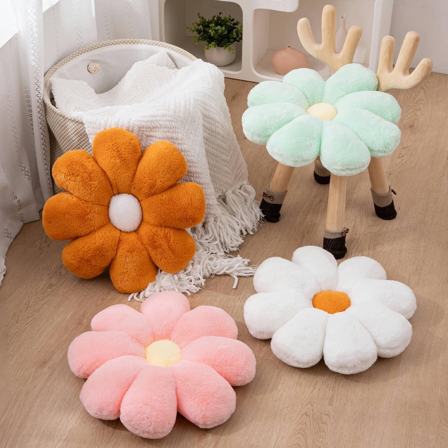 2pcs Flower Pillow - Pink White Aesthetic Preppy Bedroom Living Room Home Decor, Cute Daisy Flower Decorative Throw Pillows Floor Cushions for Girls Bedroom Bed Sofa Chair (Pink & White)