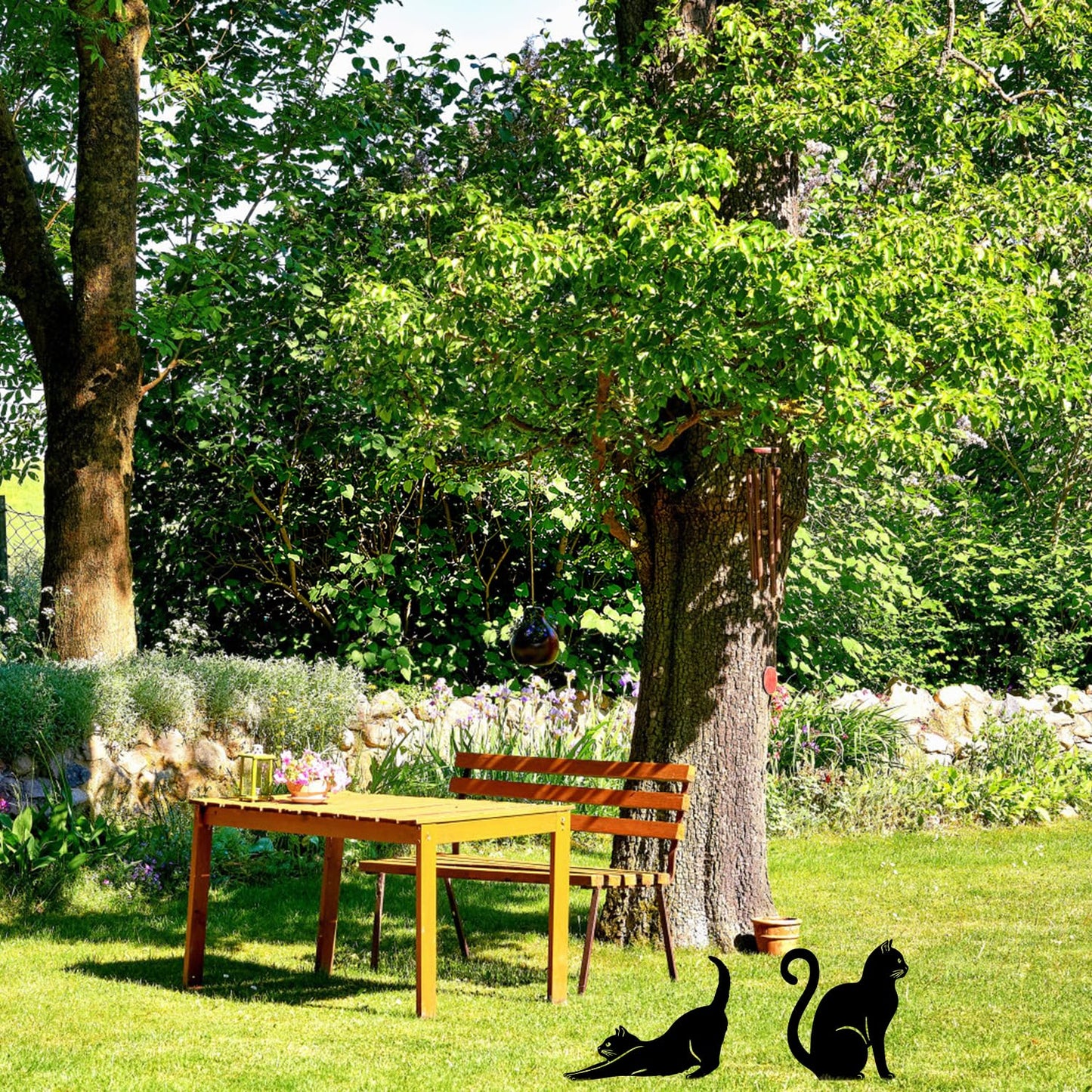 2Pcs Metal Garden Statues HADEEONG Decorative Garden Stakes Black Ornaments Cat Dog Lover Gifts for Lawn Ornaments Yard Patio Outdoor Decorations (Black Cats)