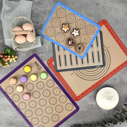 Sapid 4 Pieces Silicone Baking Mats with Measurement, Resuable Non-Stick Silicon Baking Sheet Liners for Oven Pan, Macaron/Cookies Making, Heat- Resistance Countertop Mat (2 Half + 2 Quarter Sizes)