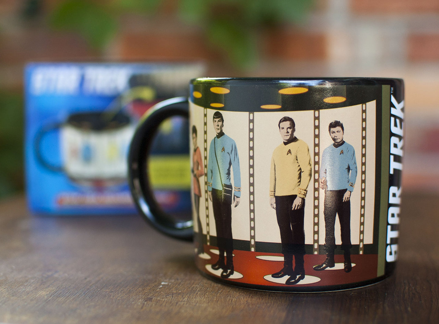 Star Trek Transporter Heat Changing Mug - Add Coffee or Tea and Kirk, Spock, McCoy and Uhura Appear on The Planet's Surface - Comes in a Fun Box