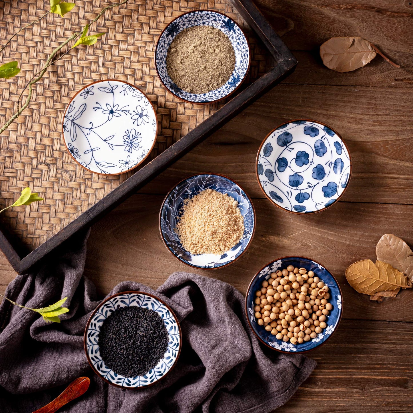 Swuut Japanese Style Ceramic Dipping Bowls,4'' Small Side Dishes Soy Sauce Dish for Sushi Dip,Snack,2.5 Oz Blue and White Pinch Bowl for Kitchen Prep - Set of 6 (4 inch)